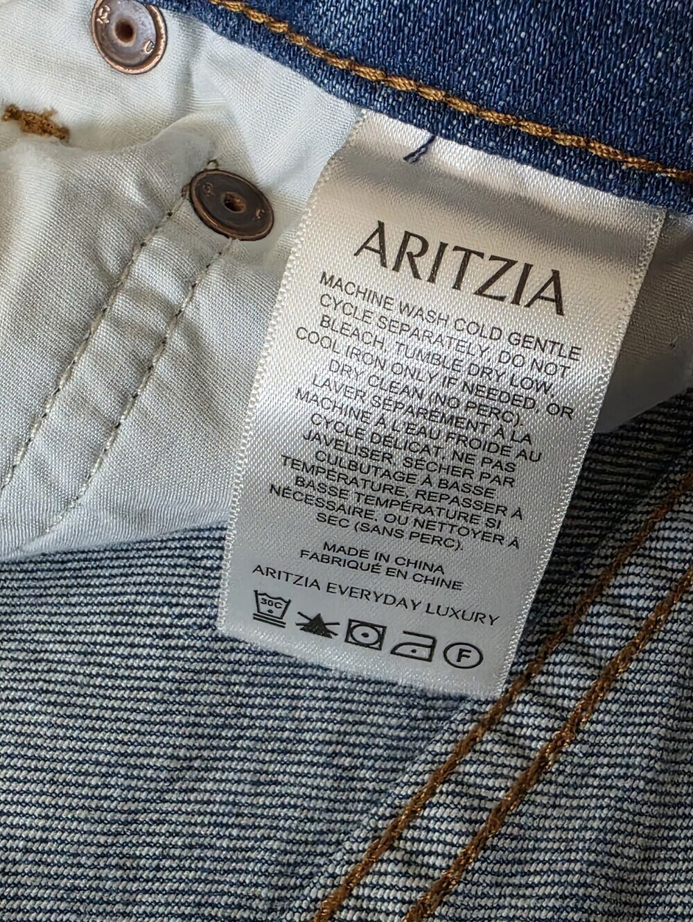 ARITZIA Denim Forum The Arlo Hi-rise Straight Jean SIZE 28 - Picture 9 of 10